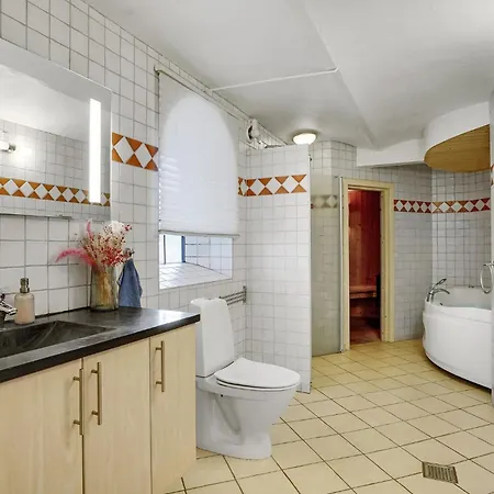 Apartment Gorgeous In V With Kitchen Esbjerg